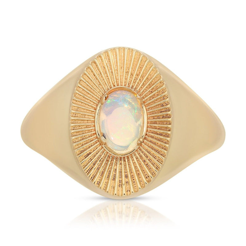 Aura Signet Ring - Opal